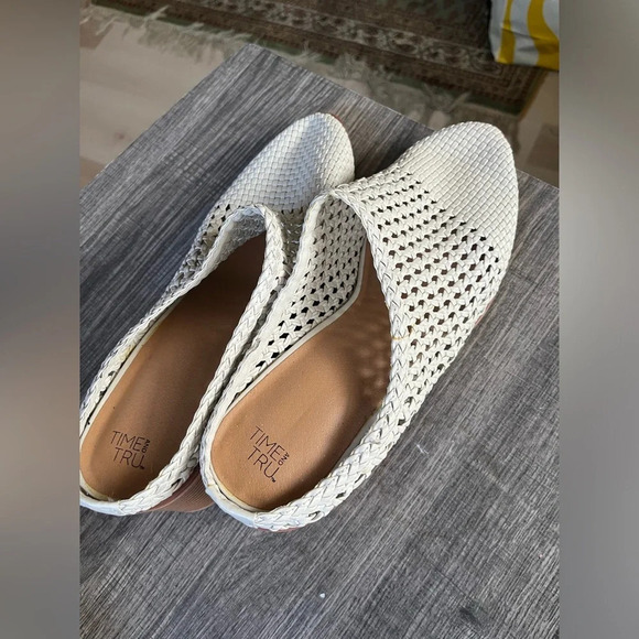 Time and True heeled mules wicker rattan light tan women’s size 11 NWT fall boot - Picture 6 of 7